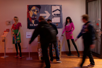 31C3 020 - Die ehemalige Punktesammlerin & Die Smartphonenutzerin