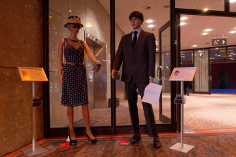 31C3 021 - Die Datendealerin & Der erpresste Geschäftsführer