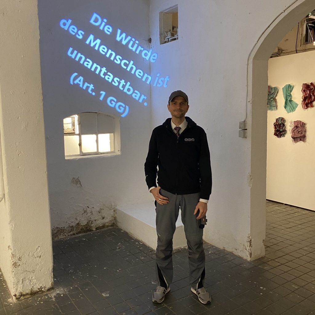 Artikel Eins (xpon-art)